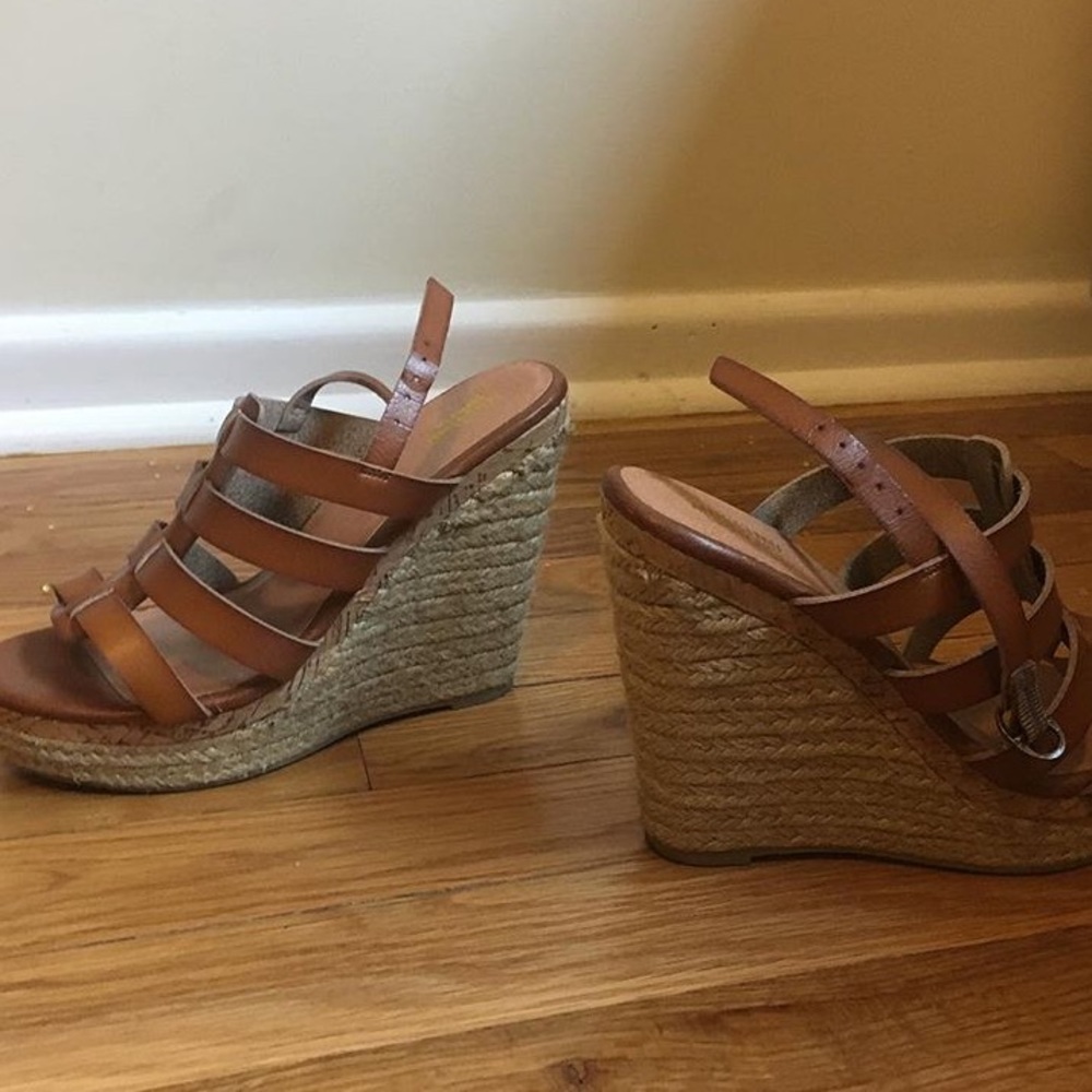 BRAND NEW NEVER WORN WEDGES